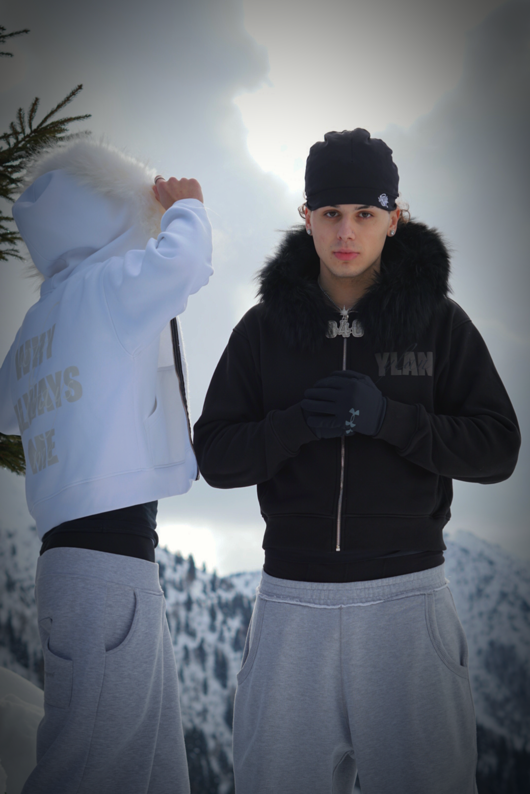 FUR HOODIE BLACK