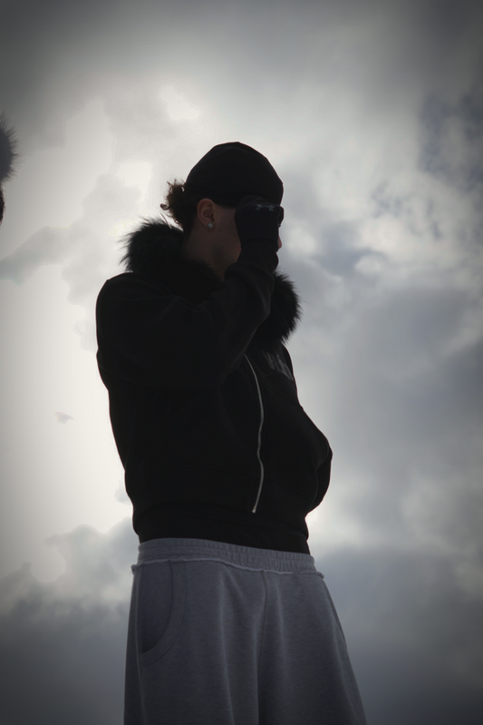 FUR HOODIE BLACK